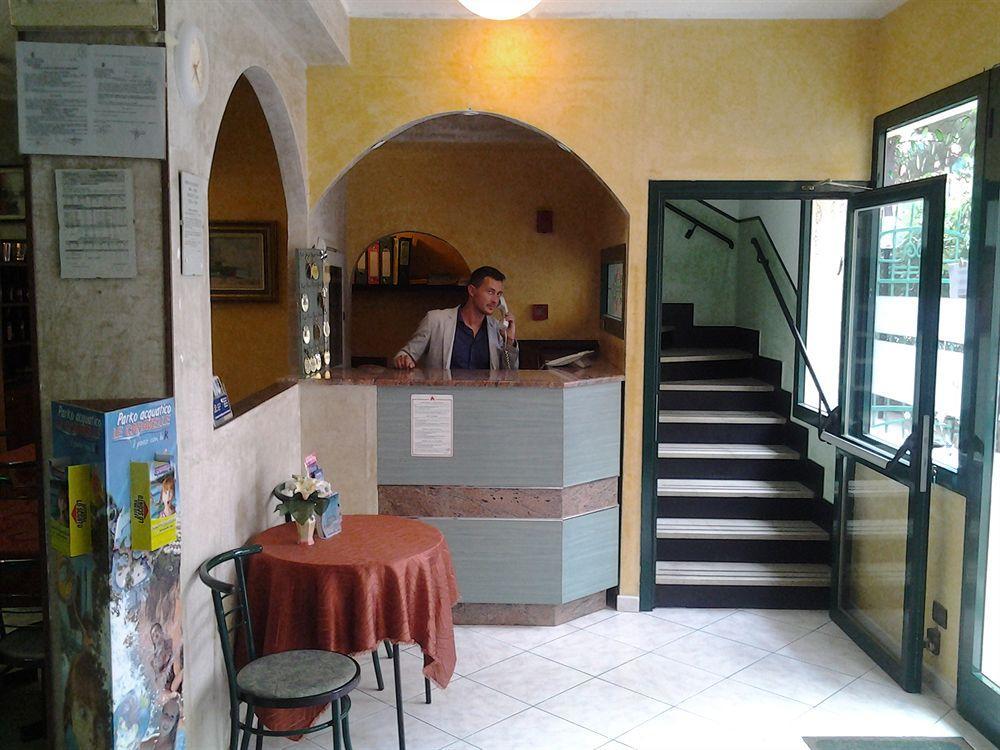 Hotel Lady Susanna Varazze Exterior foto